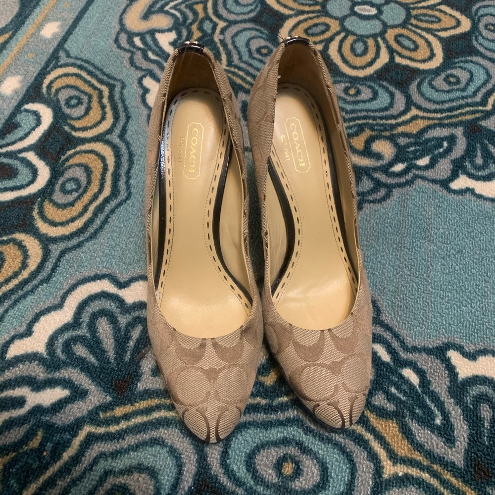 COACH HEELS